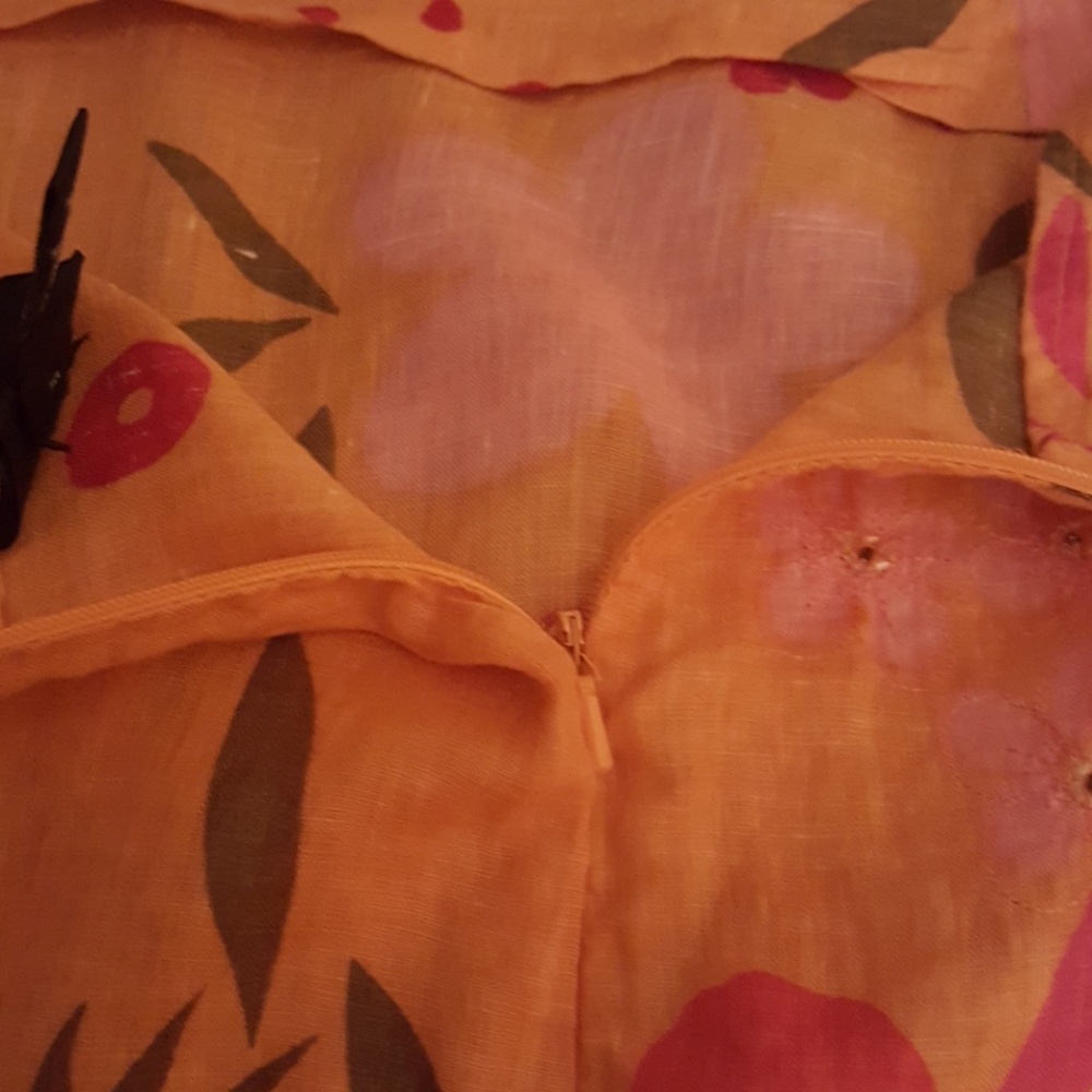 Avenue Skirt - Picture 2 of 3